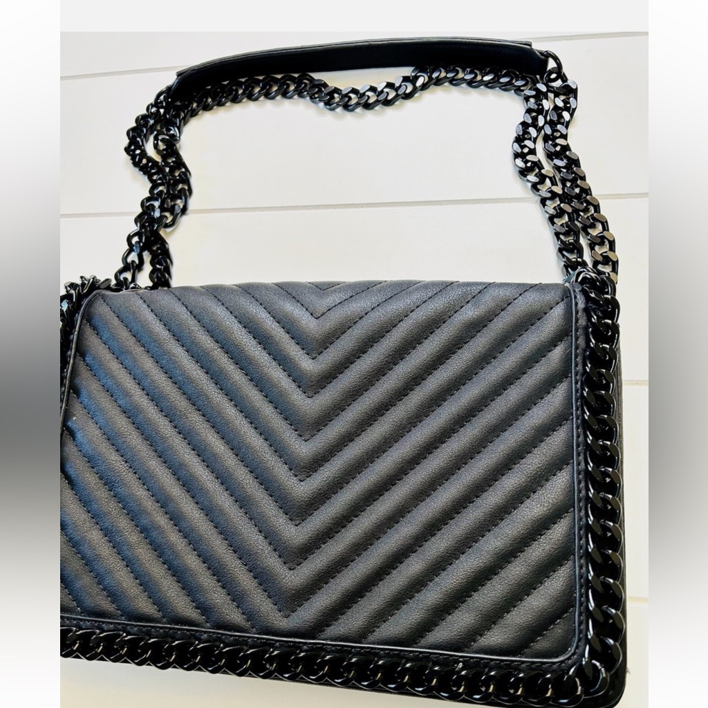 Aldo Quilted Black Chain Shoulder Bag